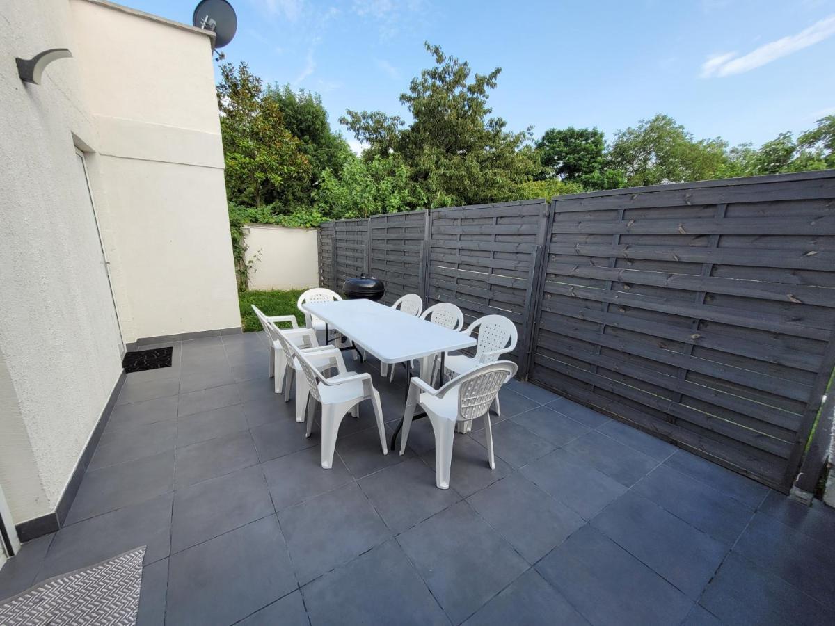 100M2 2 Chambres 8 Personnes - Grand Parking Et Terrasse Privee - Proche Cdg-Parc Expositions-Paris-Asterix-Disney فيليُبانت المظهر الخارجي الصورة